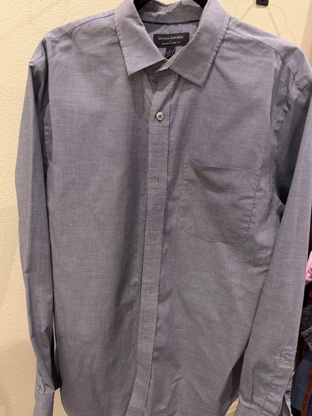 Banana Republic Blue Button-Down Shirt Non Iron Classic Fit L 16-16 1/2, 34-35